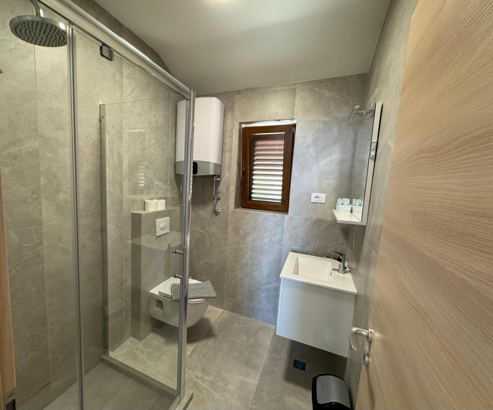 Accommodation Divanovic With Sea View دوبروفينك المظهر الخارجي الصورة