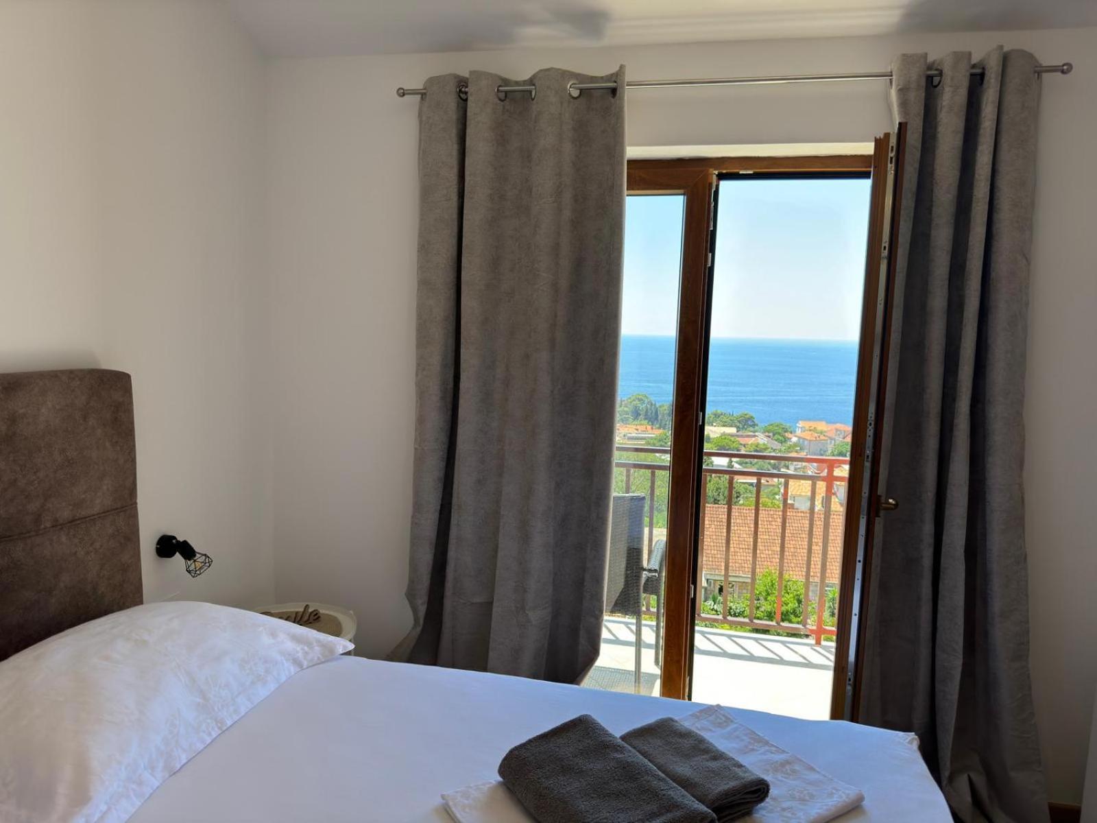 Accommodation Divanovic With Sea View دوبروفينك المظهر الخارجي الصورة
