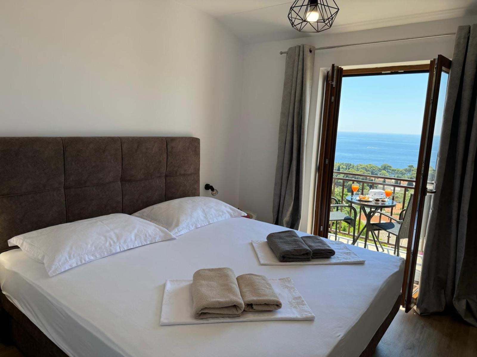 Accommodation Divanovic With Sea View دوبروفينك المظهر الخارجي الصورة
